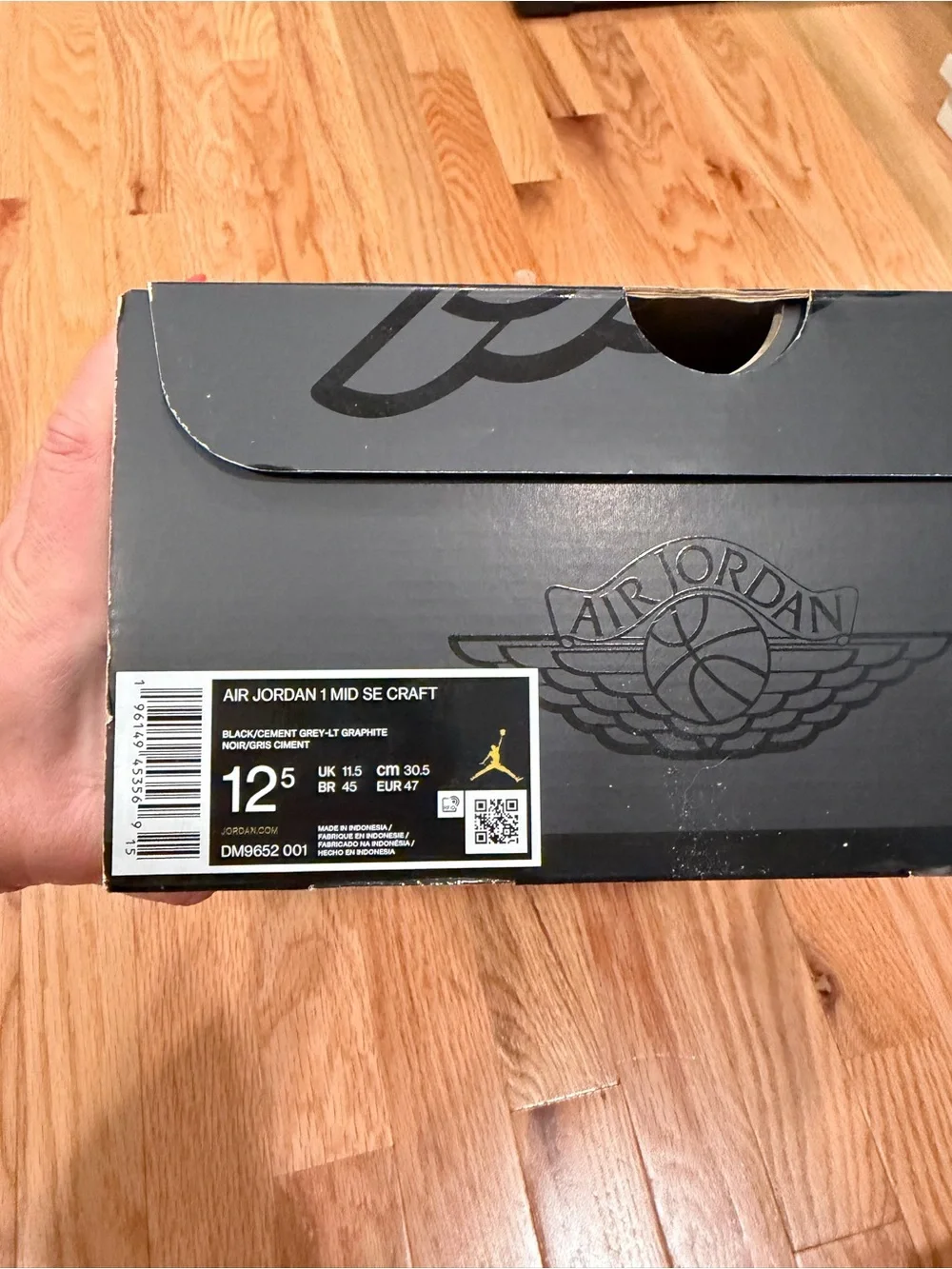 Jordan official shoe